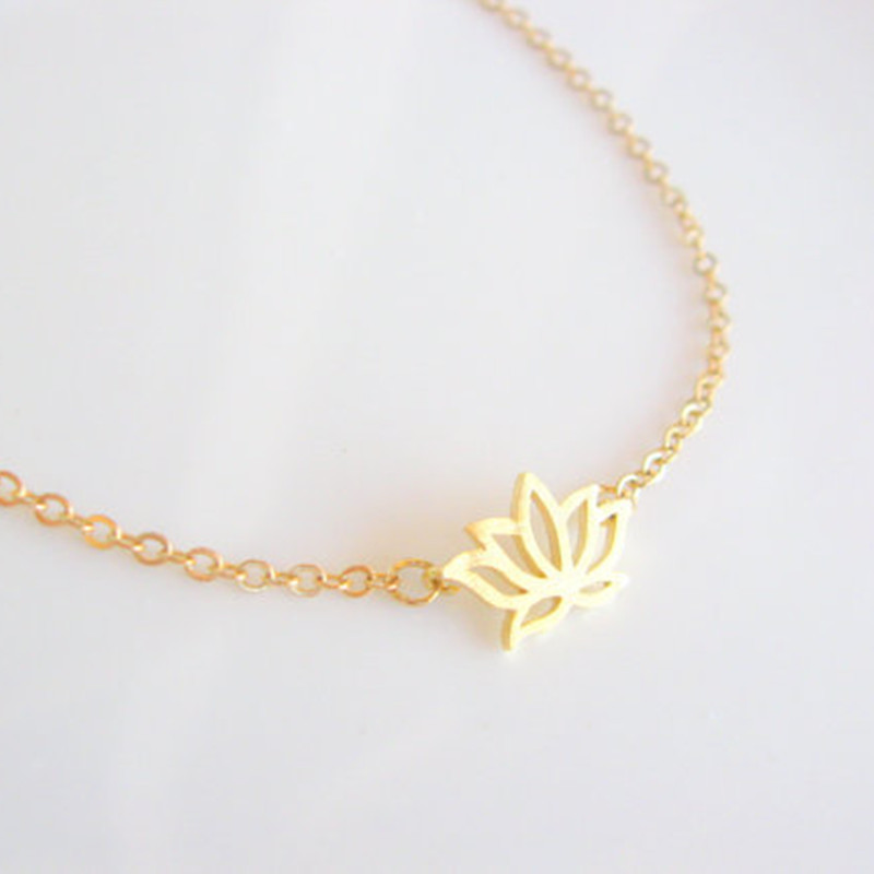 Elegant Lotus Bracelet Alloy Plating Lotus Flower Pendant Bracelet Anklet Wholesale display picture 1