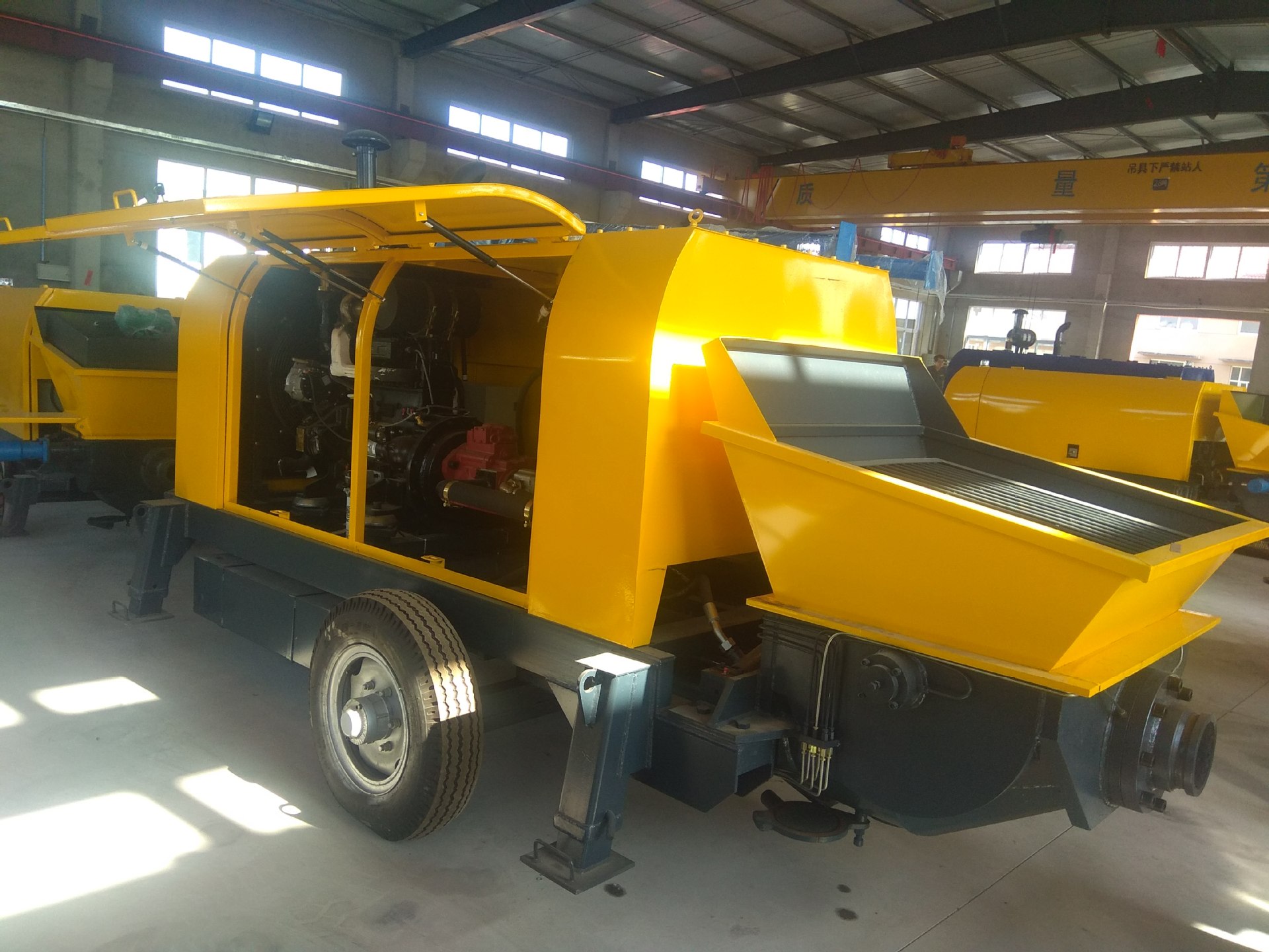 供应混凝土输送泵 隧道加固浇筑泵 地暖垫层细石泵 30柴油机拖泵