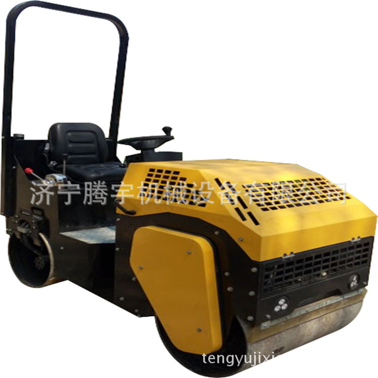 3吨座驾振动汽油压路机多少钱一台自产自销小型座驾压路机品牌价