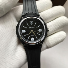 ��ͯʯӢ�ֱ� �к���ˮ����ֱ�W�������\��