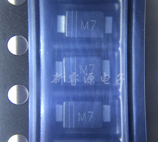 1N4007 M7 贴片二极管 SMA 1N4007 原装现货