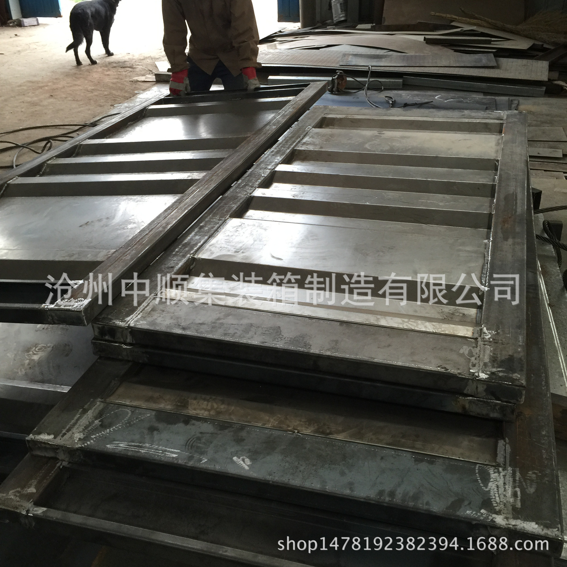 工厂定制 全新定制集装箱中间 原装集装箱门