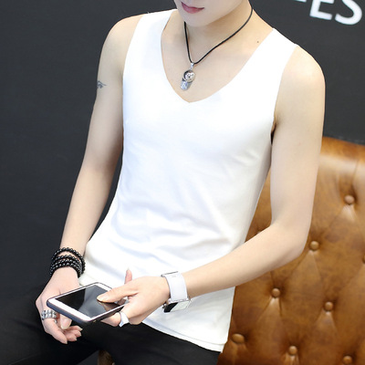 供应2019春夏款打底背心 男士冰丝背心 V领 无痕时尚宽肩修身坎肩