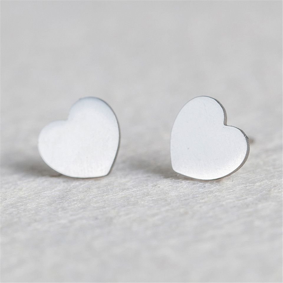 Simple Heart-shaped Stainless Steel Earrings Wholesale display picture 7