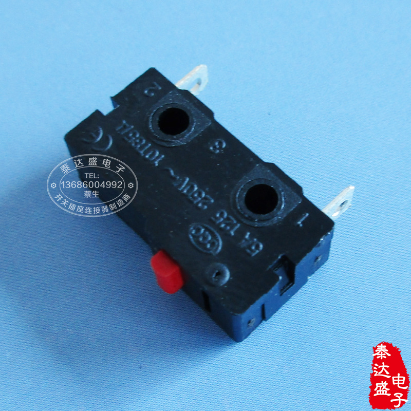 常闭功能小型微动开关 无柄两脚力度定制黑色微动开关KW12-A-2