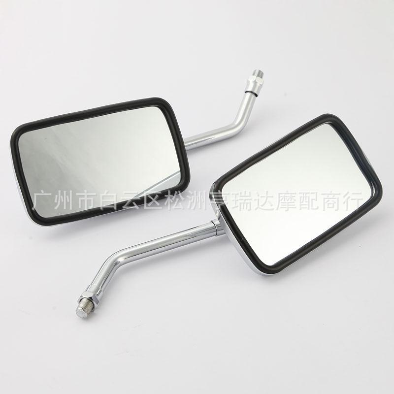 2-x-Universal-de-la-motociclet