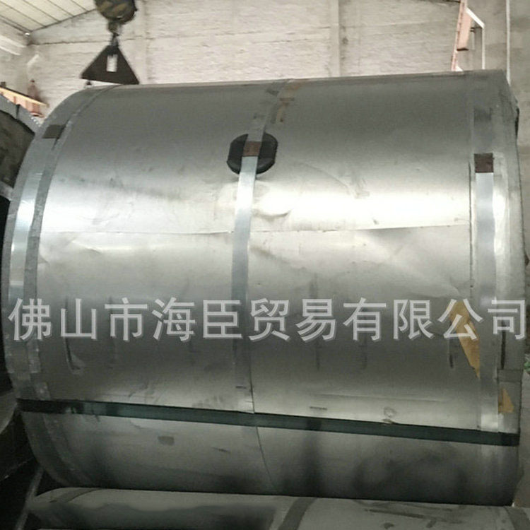供应 宝钢热镀锌板 有花镀锌0.5 国产热镀锌卷板 价格实惠