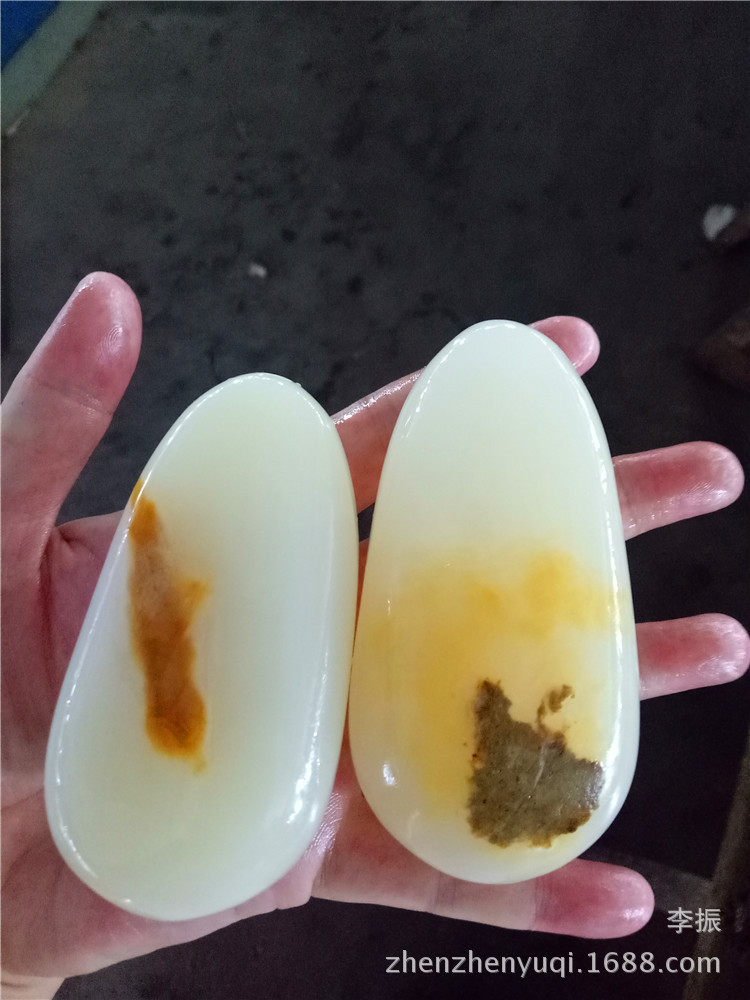 신장 허톈 백옥 양고기 지방 백옥 가죽 손 놀이 씨앗 재료 원래 돌 원래 가죽 손 손잡이 특별 가격