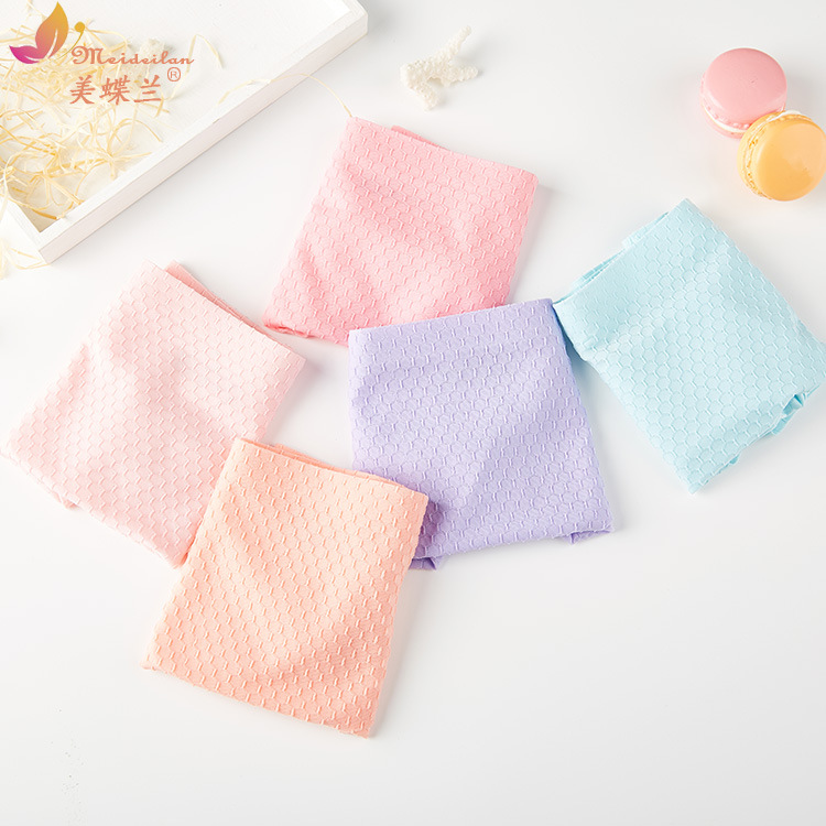 Meidie New products Single chip No trace Ladies Borneol Underwear lady ventilation Hollow Middle-waisted Solid Triangle pants