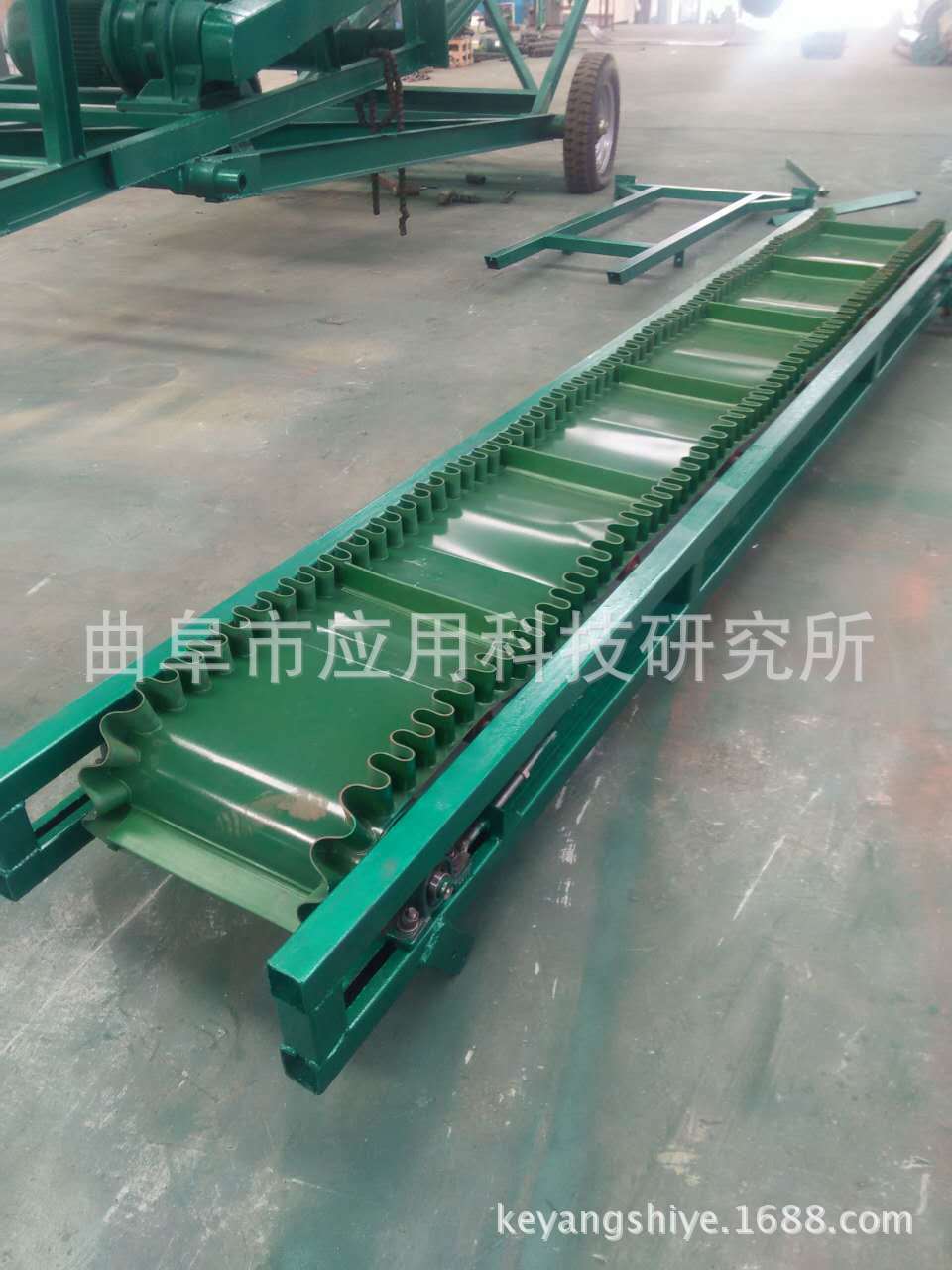 可移动皮带输送机 多功能爬坡皮带输送机 移动式输送机品质好bd