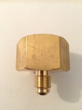 钢瓶接头钢瓶阀转换接头铜接头 外1/4SAE - 内G3/4  FM3414