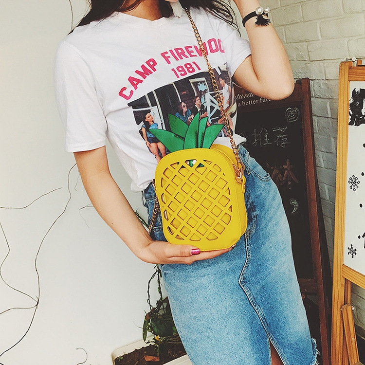 女生时尚包包女2017新款潮斜挎包韩版咖啡杯链条女包个性创意