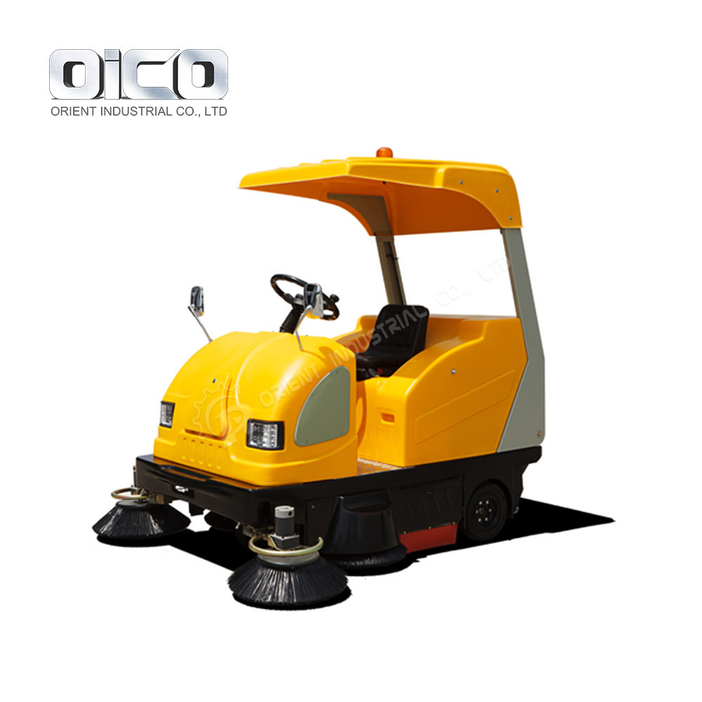 OR-I800驾驶式扫地机驾驶式充电式吸尘扫地喷水相结合环卫重工