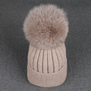 Women's Cute Solid Color Crimping Wool Cap display picture 1