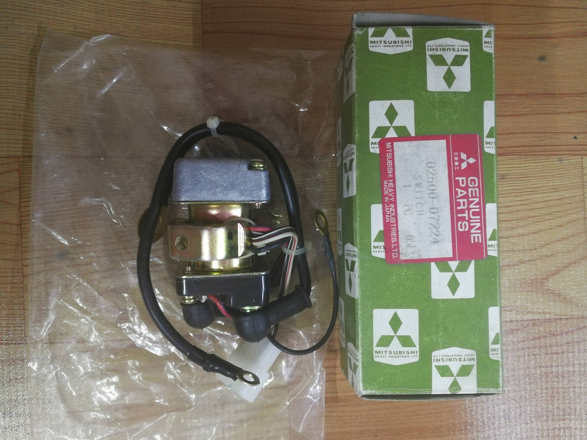 供应三菱发动机配件继电器02500-07224