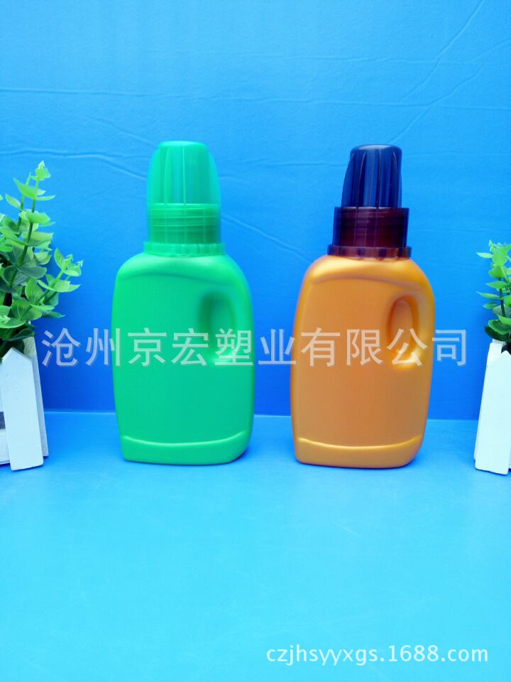 直销250ml花肥瓶 植物营养液瓶 pe农药塑料瓶 瓶盖带刻度  可定制