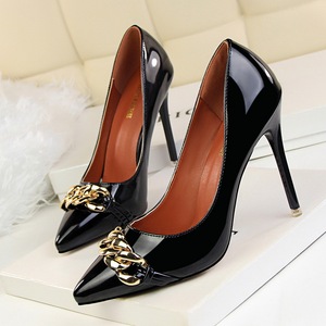 743-1 in Europe and the sexy high heels for women's shoes heel nightclub with shallow mouth pointed metal chain buckle s