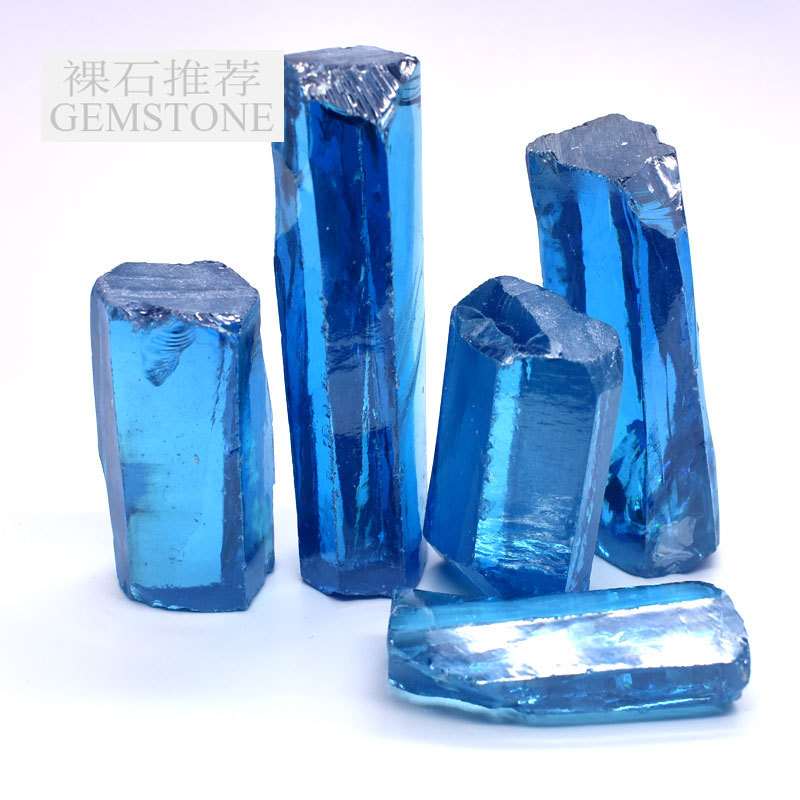 海蓝色锆石原石材料