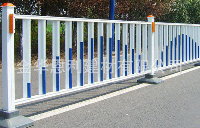 城市交通设施护栏栏杆，保障道路安全护航