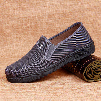 2019春秋季新款老北京低帮圆头平底休闲男布鞋一脚蹬布鞋厂价批发