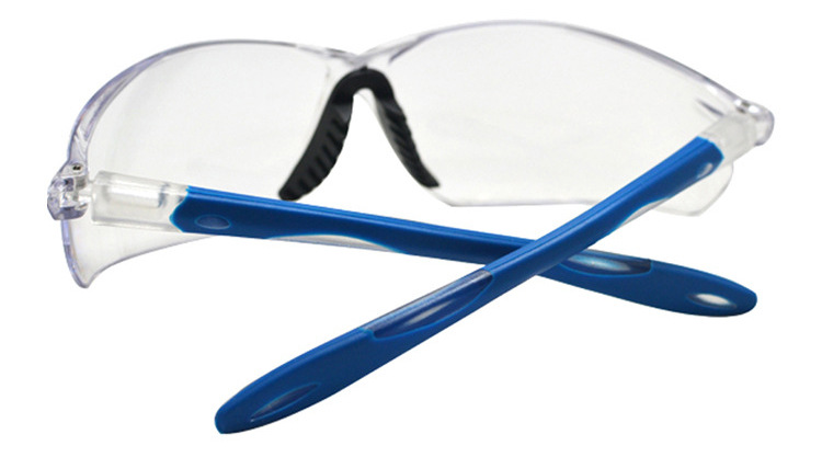 3979594396_1501205359