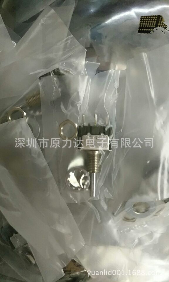 NKK Switches 全新原厂进口产品 M2018SS1W01 拨动开关