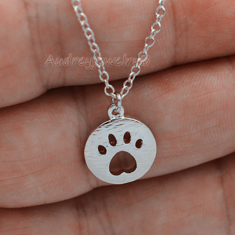 Hollow cat claw necklace copper chain geometric round cat and dog footprints clavicle chain wholesal