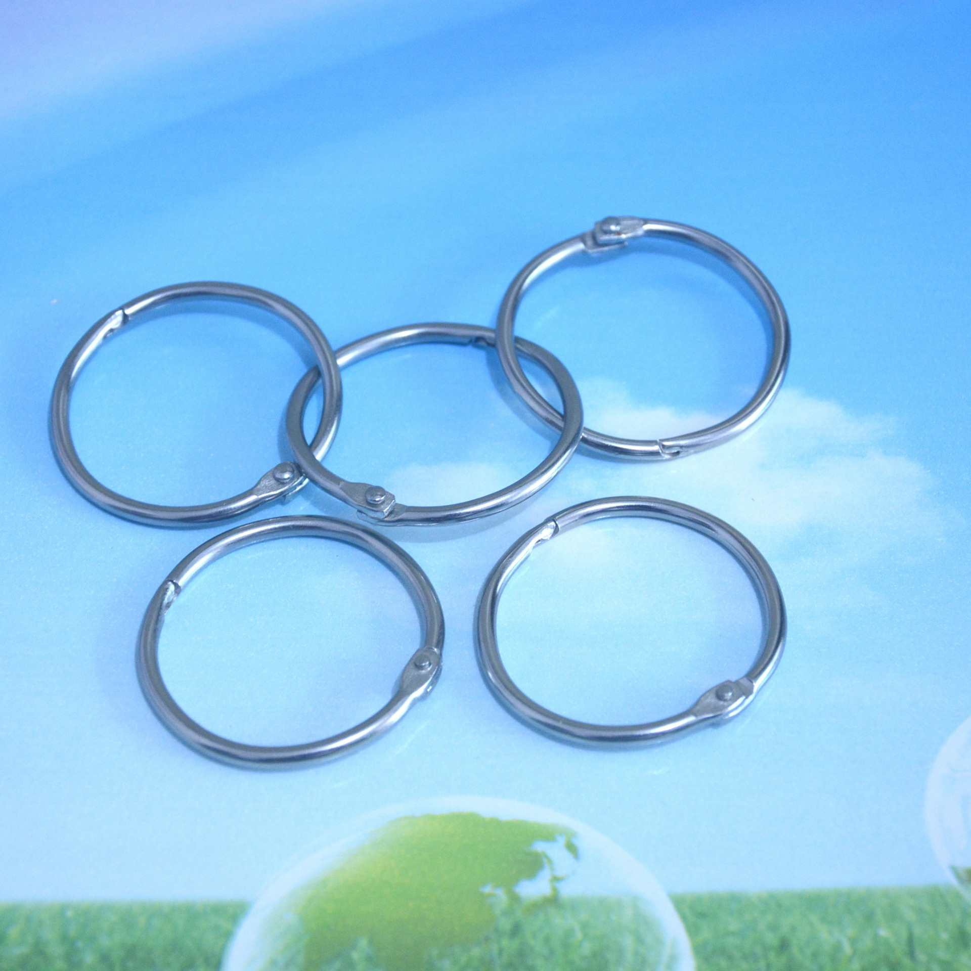 3179065563_1225593871