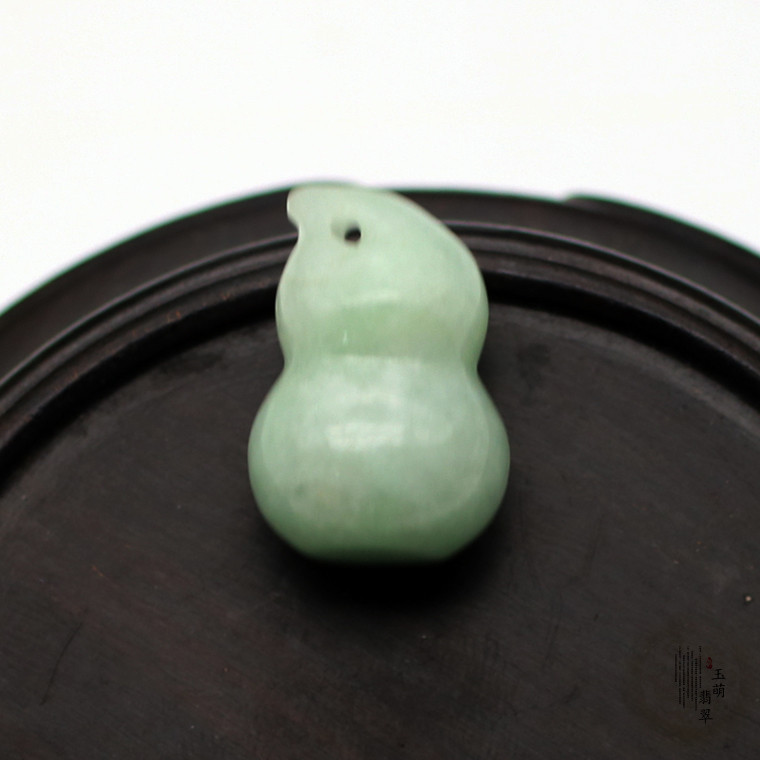 厂家直销 纯天然A货翡翠玉葫芦工艺挂件玉器吊坠地摊挂件批发