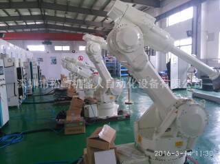 日本川崎防爆型喷涂机器人自动喷涂机器人自动静电喷涂机