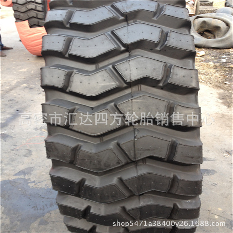 现货供应16.00R24宽体自卸车吊车起重机轮胎 子午线钢丝轮胎 批发