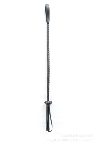 Wholesale fun riding whip pointer whip genuine leather whip leather hard pole elastic whip whip Amazon source