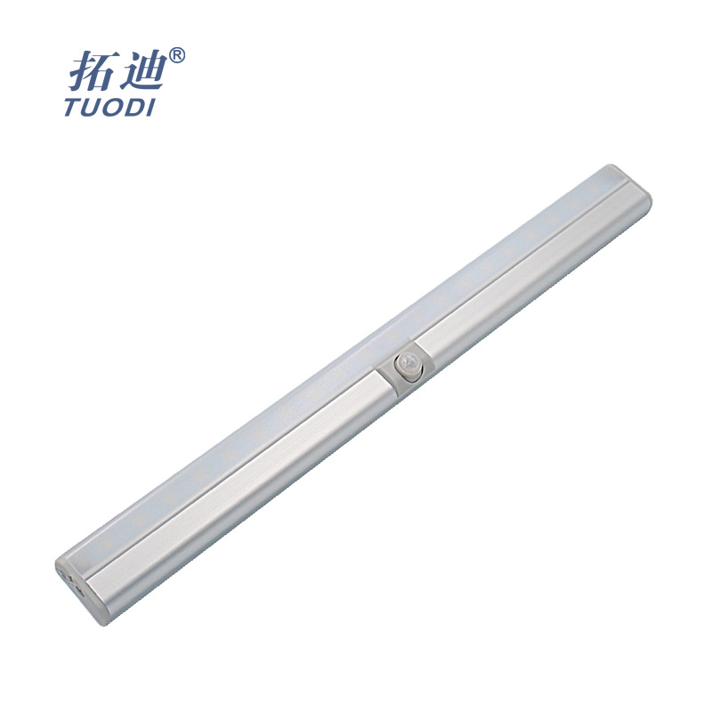 拓迪LED人体感应灯亚马逊eBay速卖通私模USB充电感应器可调橱柜灯