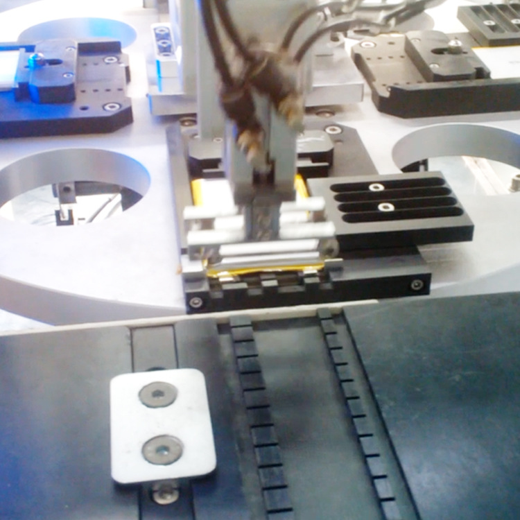 聚合物软包手机电池极耳裁切激光焊超声波焊保护板镍片电阻焊碰焊