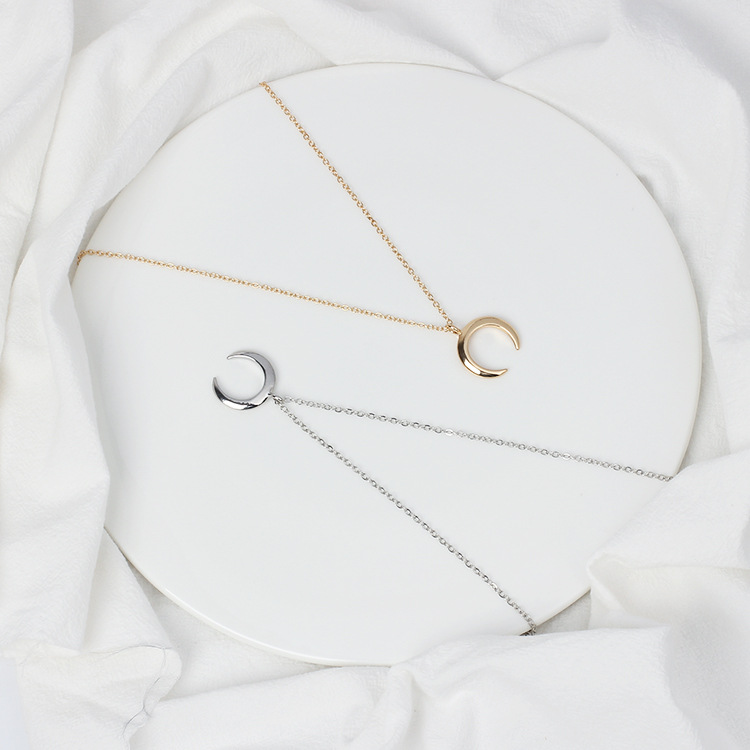 6g Weight Necklace Classification Wedding, Travel Occasion Women'S Gender Korean Style Style Gold, Silver Color Personalized For Girls Necklace Metal Horn Arc Clavicle Chain Hot-selling New Arrival Refreshing Jewelry 2