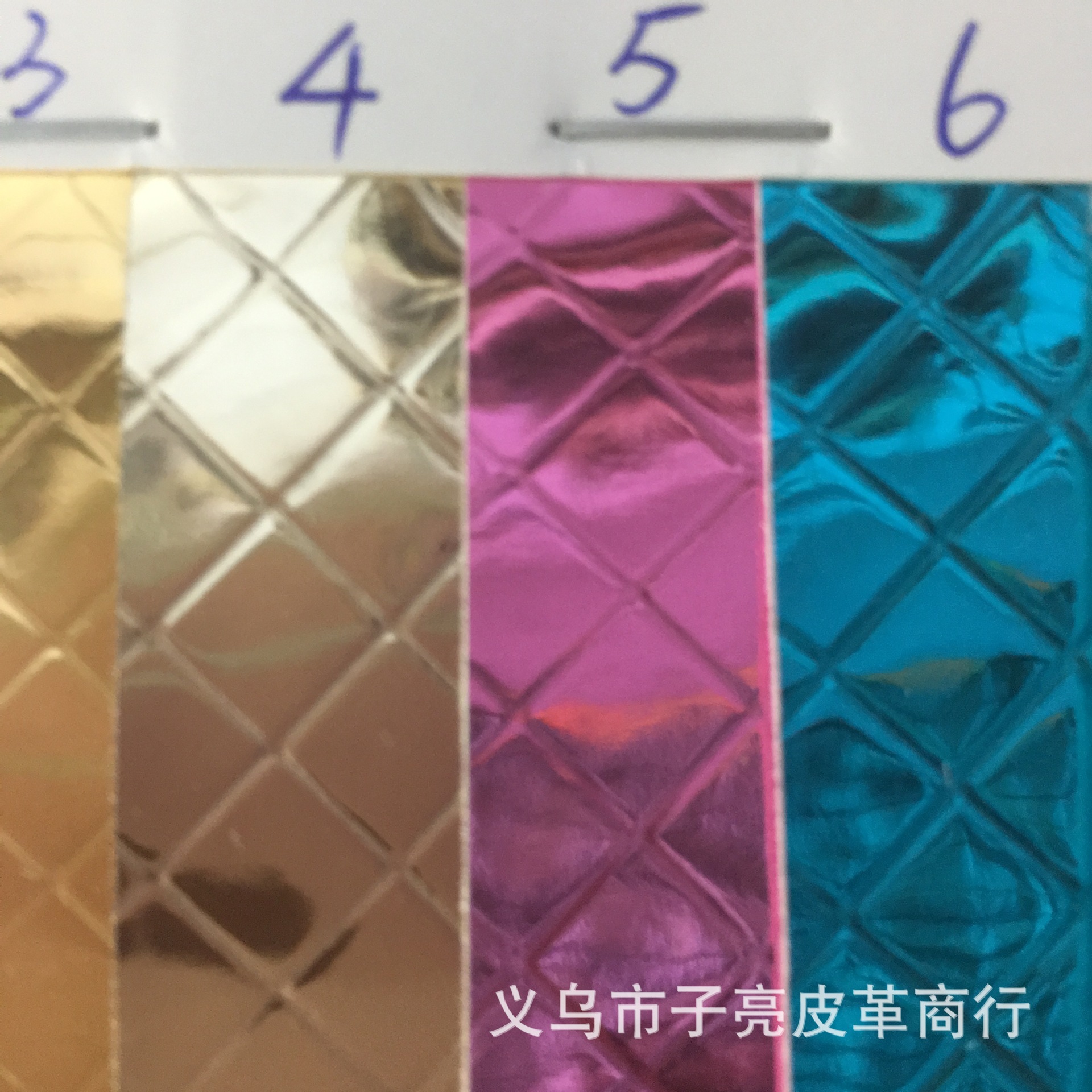 正方形贴膜