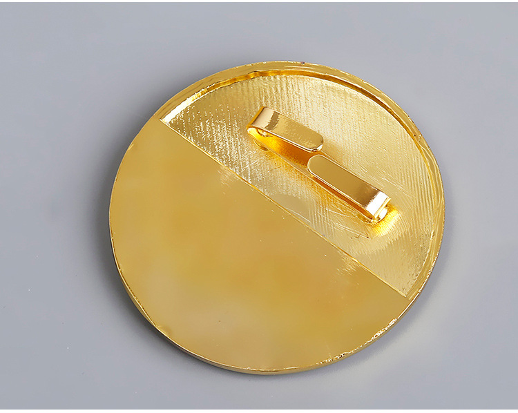 锌合金标牌产品背面