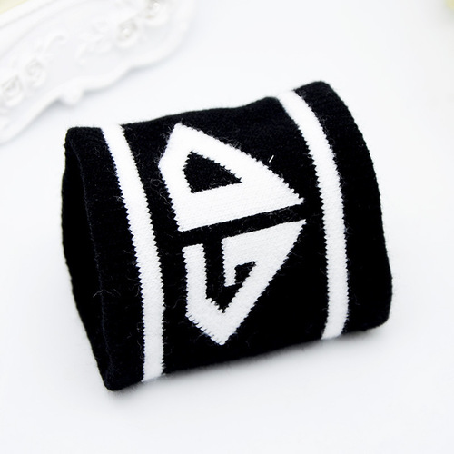 Sweat-absorbent towel wristband, sports bodybuilding, fitness, running, basketball wristband, breathable cotton sports wristband, double-layer encryption