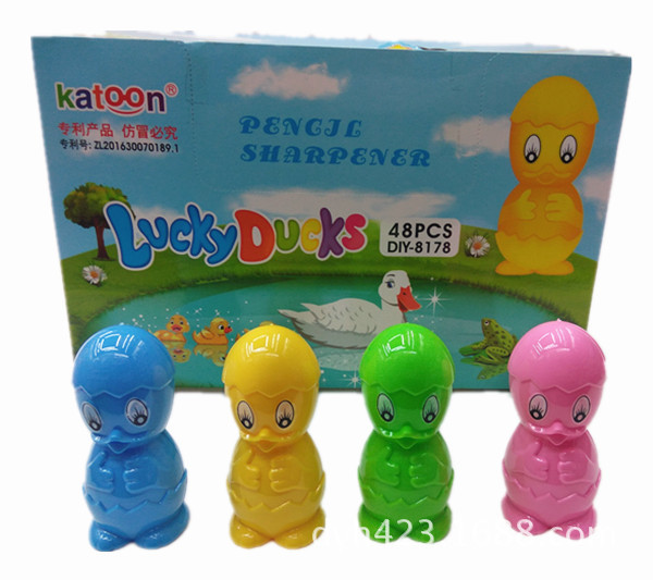 DIY-8178唐老鸭卷笔刀 展