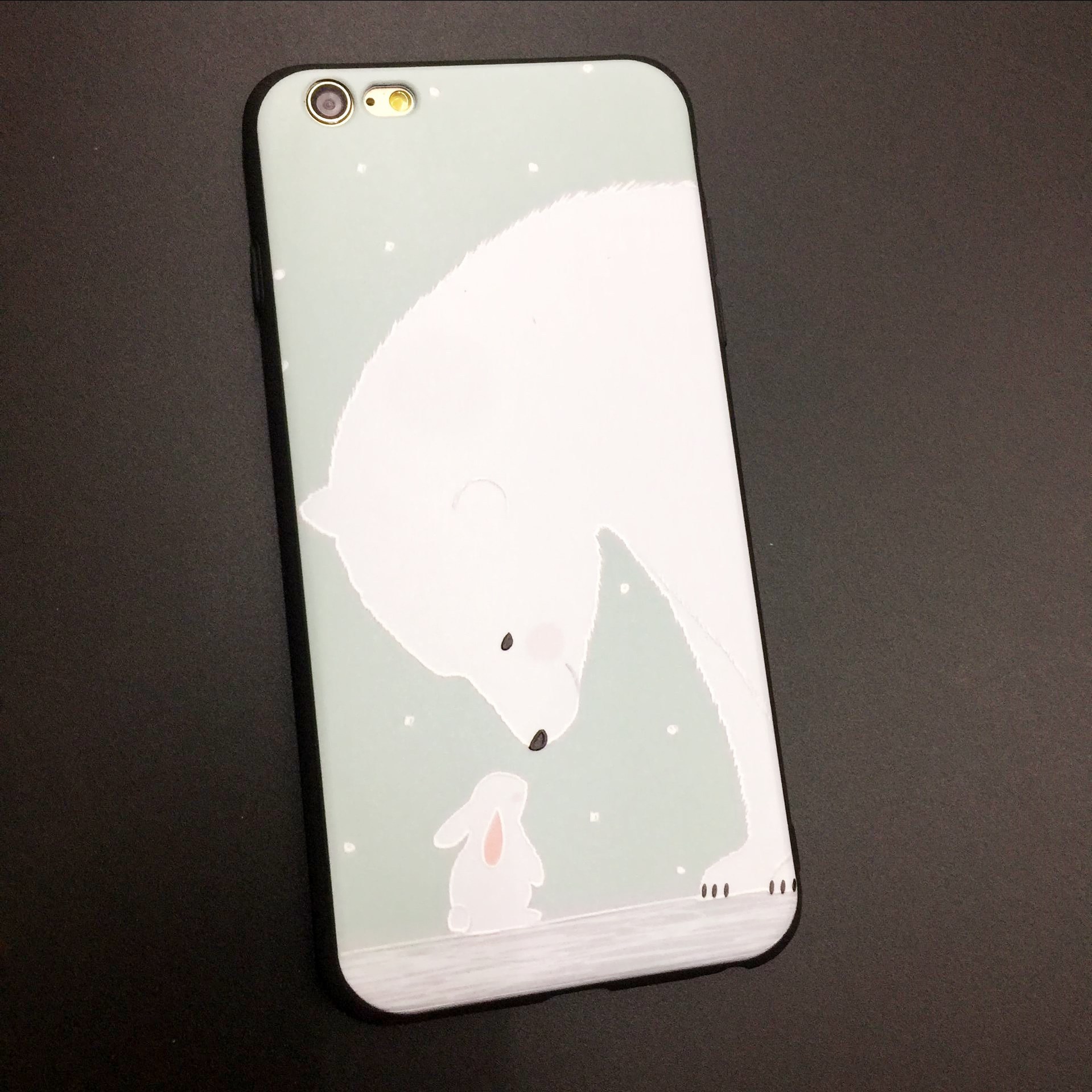 4379523733_1838176734