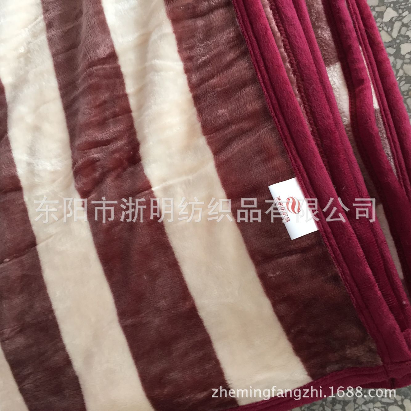 82E417E7A28D406B6C2EAB3E4C6B36