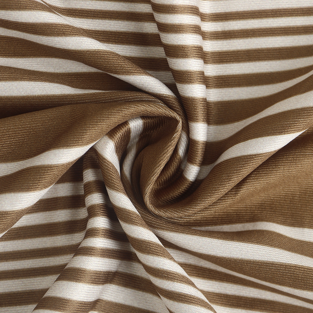 Costume femme en Lait de soie - Ref 3333870 Image 31