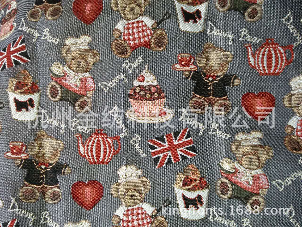 小熊图案提花面料 390g/M2缎纹提花面料 抱枕箱包沙发布料哥白林