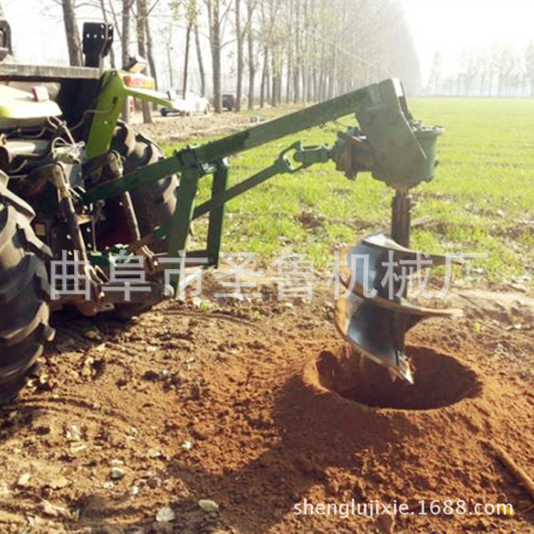 拖拉機挖坑機13