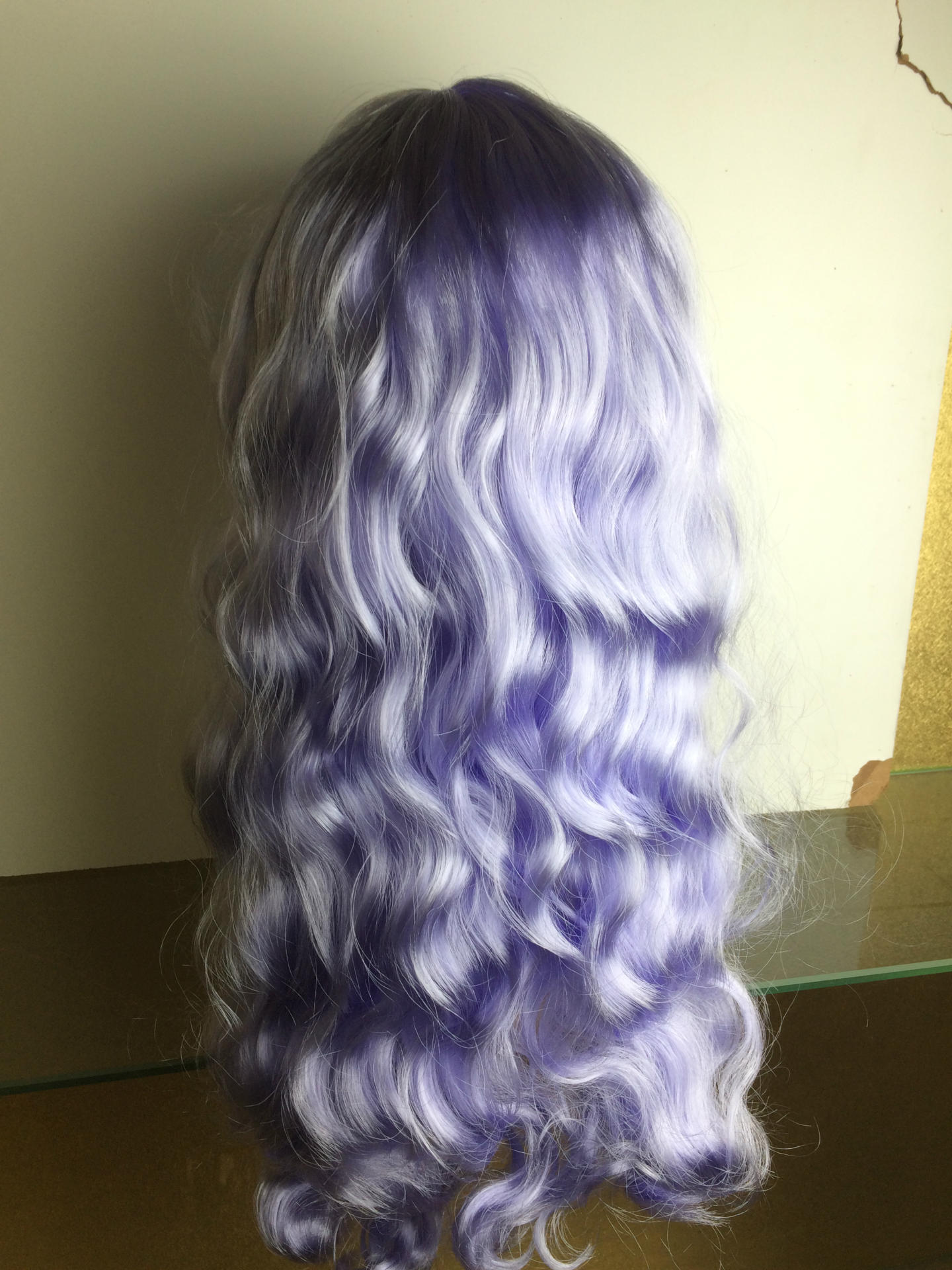 H113 púrpura cabello rizado largo de moda europea y americana