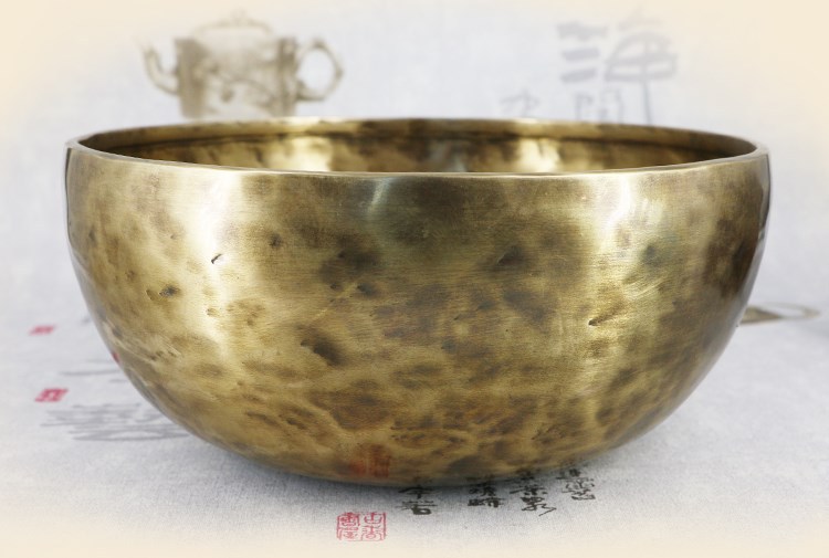 尼泊尔手工颂钵素钵佛音钵冥想静心疗愈铜钵西藏颂钵诵经采耳批发-阿里巴巴