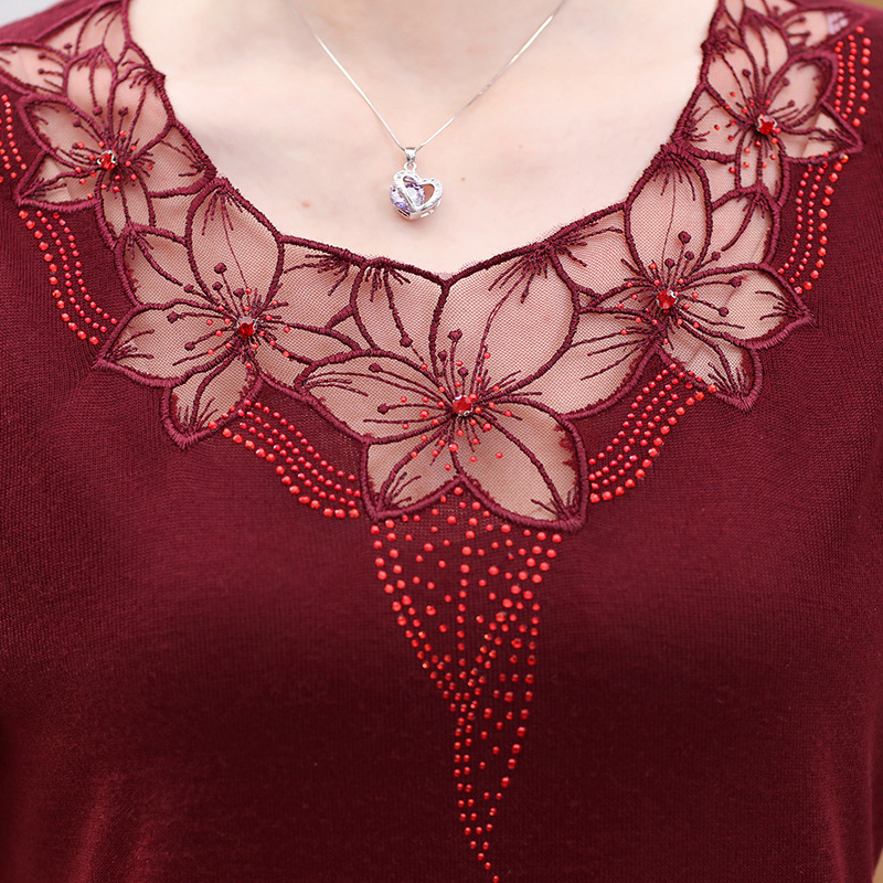 Middle-aged and elderly knitwear fashionable diamond-studded round neck chiffon cropped sleeves close-fitting women's new mother's spring and summer top