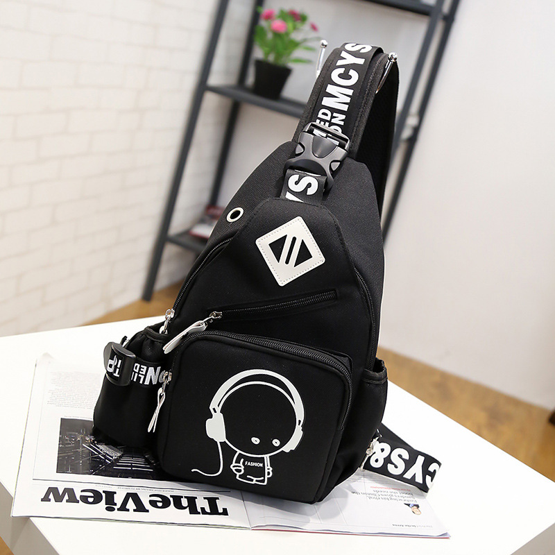 时尚新品运动胸包潮流韩版休闲包中性情侣款单肩包优雅魅力斜挎包