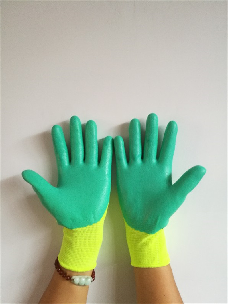 7号女士用荧光绿透气王手套 半挂胶浸胶劳保手套