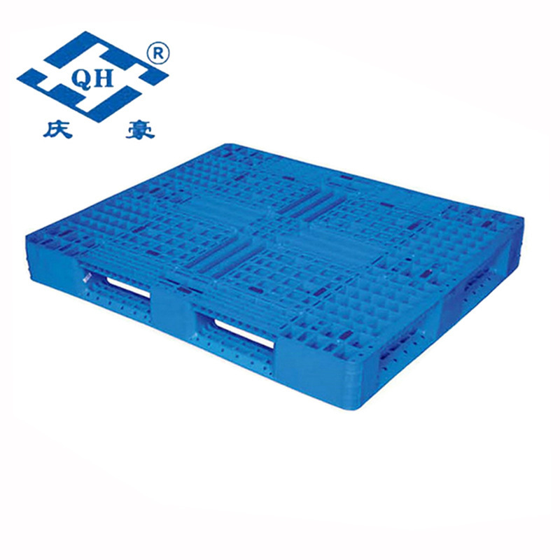 生产供应仓储塑料栈板QH-1210A1田字型叉车塑料栈板 出口货架托盘
